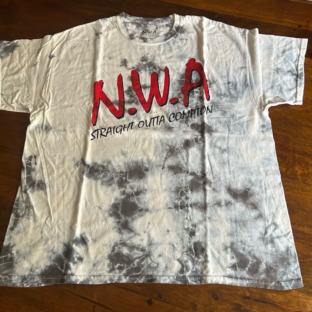 NWOT N.W.A Straight Outta Compton Tye Dye Men's T-shirt Size Large